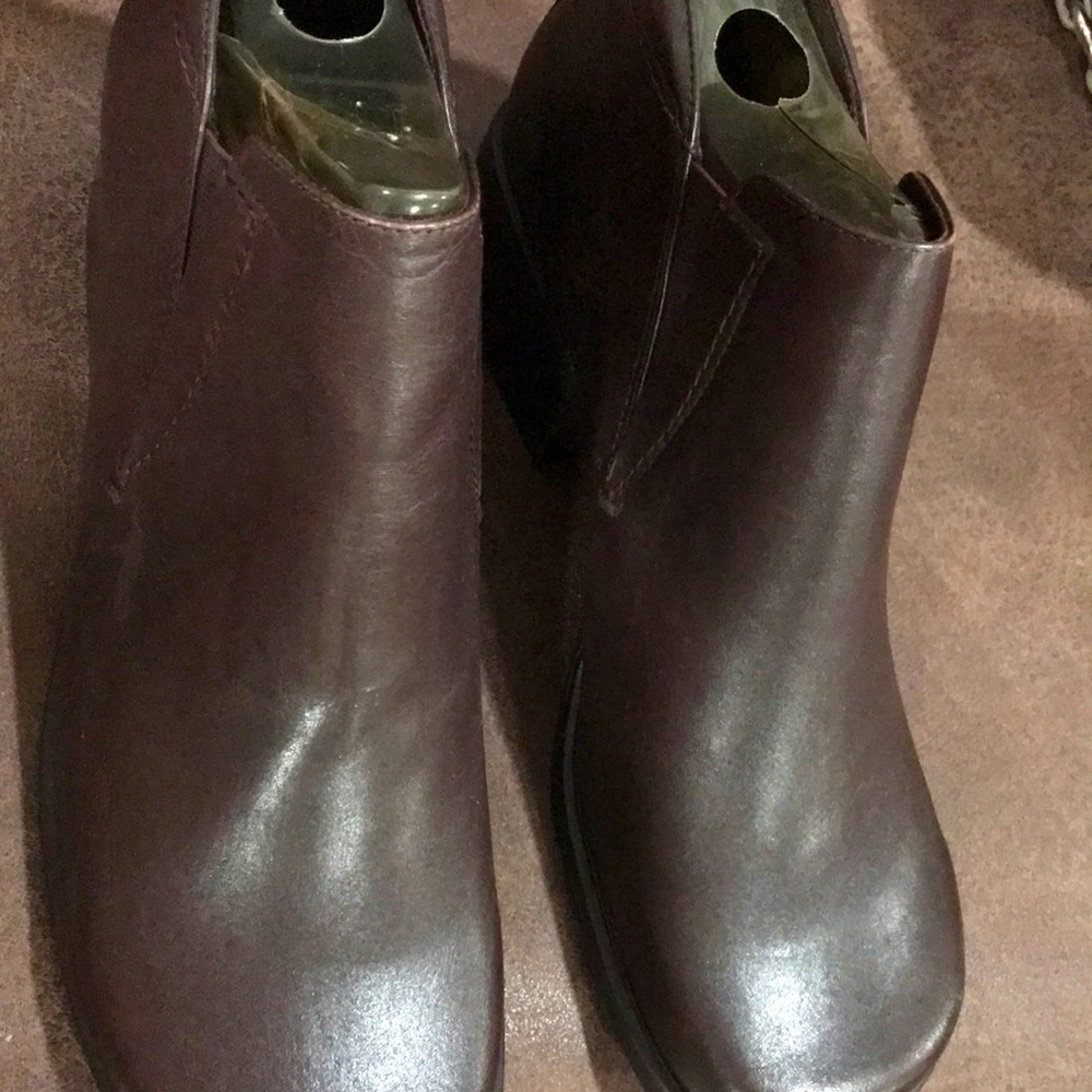 Size 9 Heeled Boots